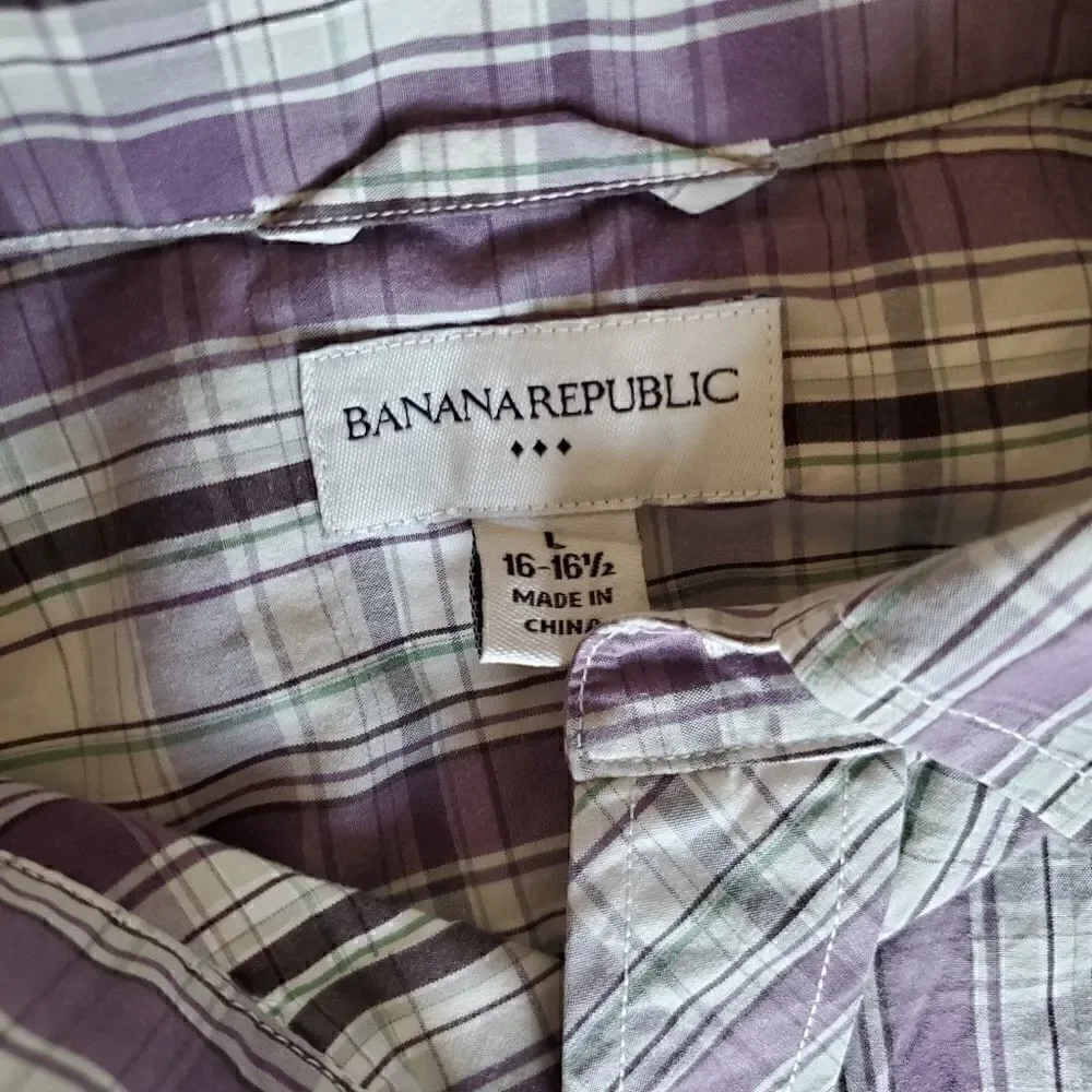 BANANA REPUBLIC Purple Plaid Button Down S…